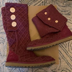 Ugh Cardy boots with lattice, Raspberry in color, size 6